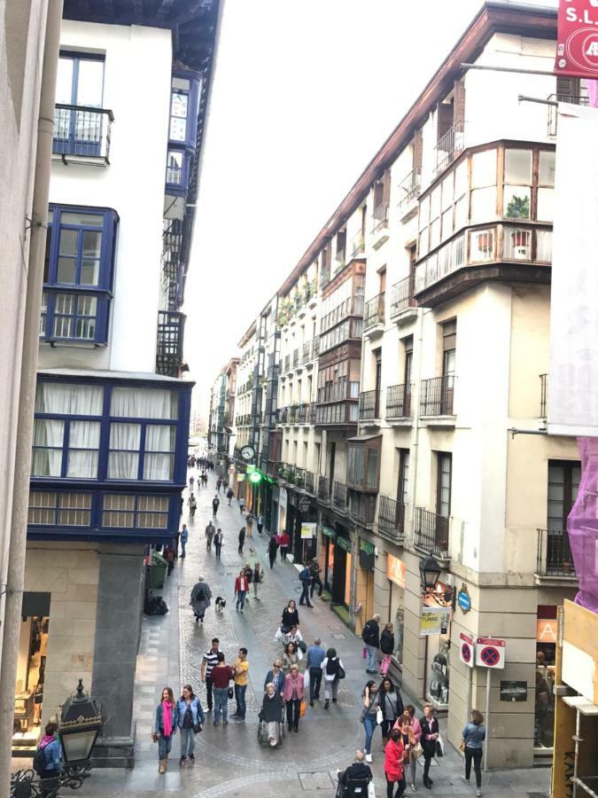 Ferienwohnung Mirador Catedral De Santiago Bilbao Exterior foto